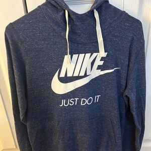 Nike women’s light weight hoodie